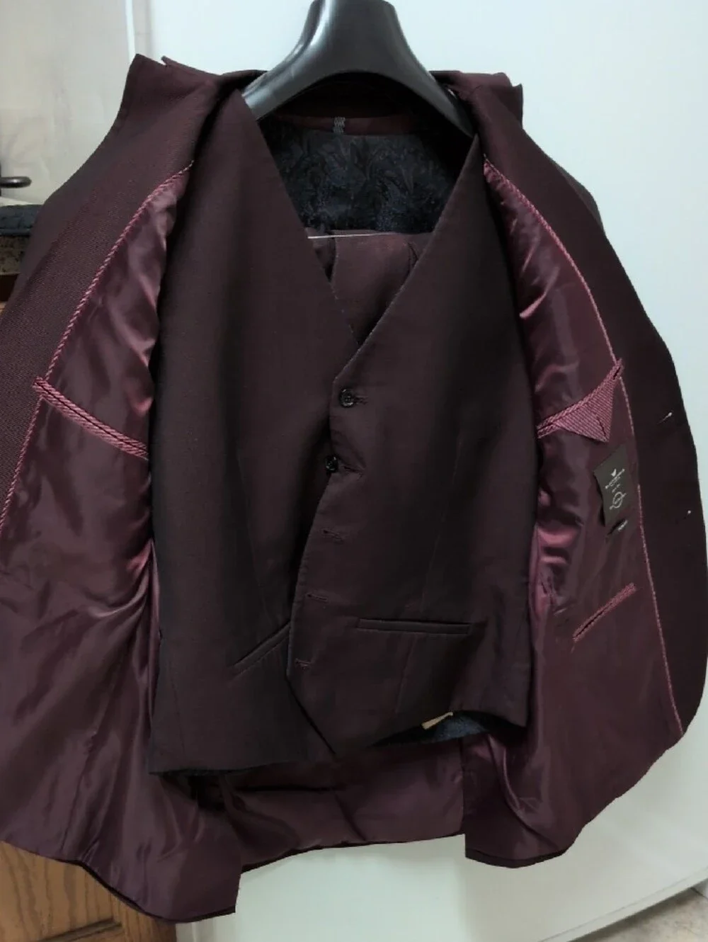 Men's Classic Dark Maroon Suit
